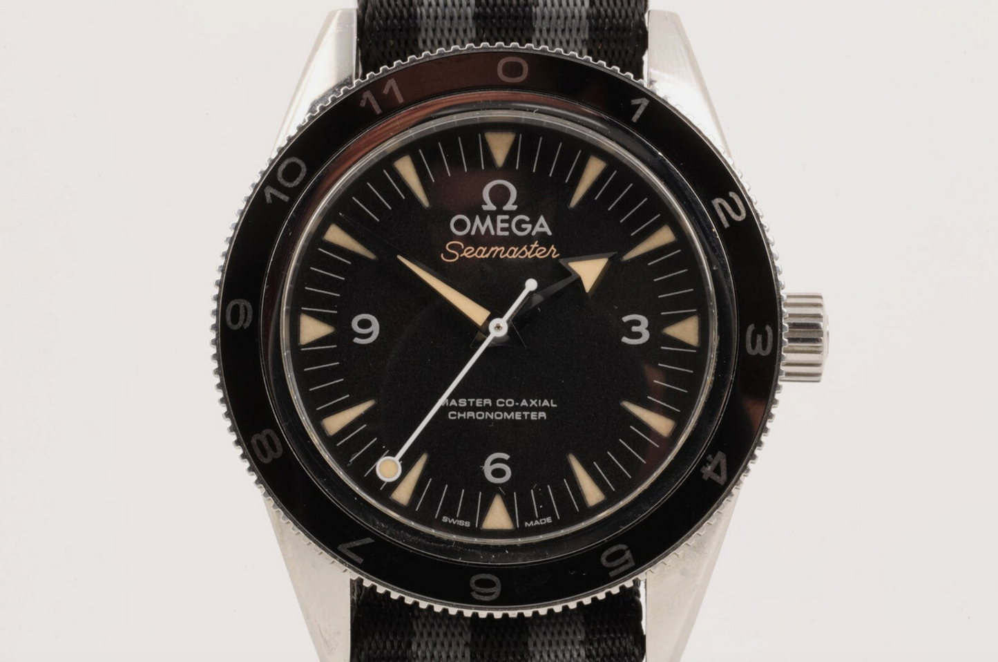 Omega Seamaster James Bond Spectre Limited Edition 43 NATO Strap Watch